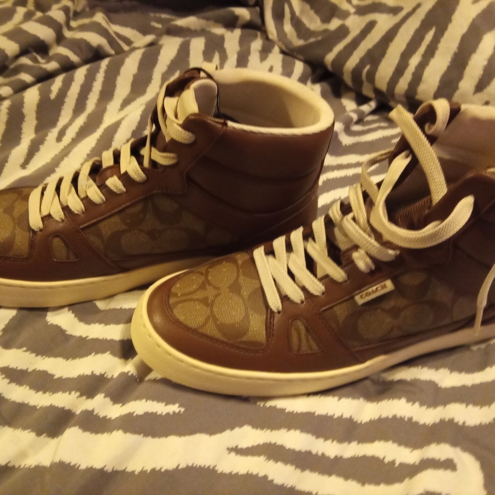 Coach Men's Tan and Brown High-Top Sneakers
